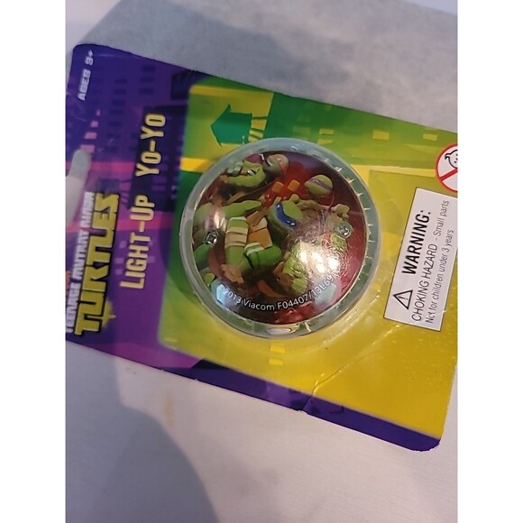 NIB Nickelodeon Teenage Mutant Ninja Turtles Light Up YO-YO - Picture 5 of 14